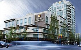 Executive Airport Plaza Hotel And Conference Centre